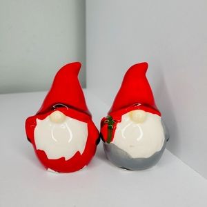 NEW CG GiftCraft Holiday Gnome Salt & Pepper Shakers Christmas Kitchen Decor